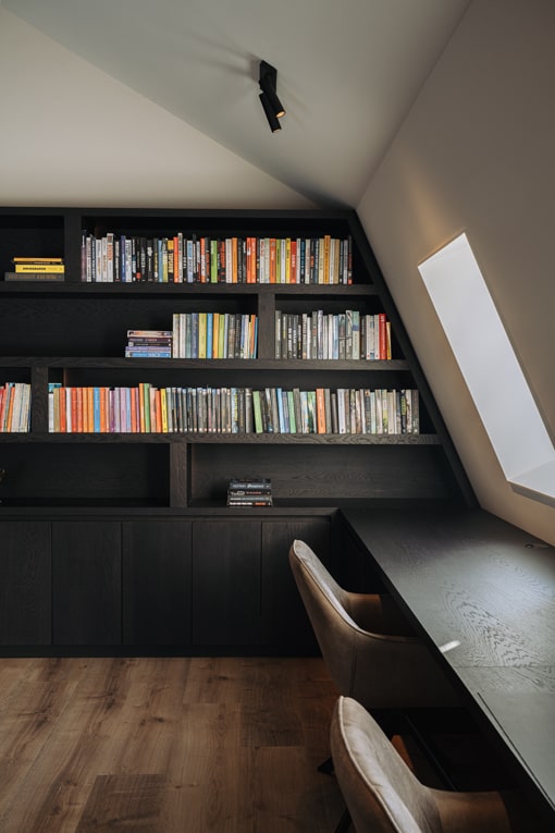 project_2025_strakk_rustic serenity boeken