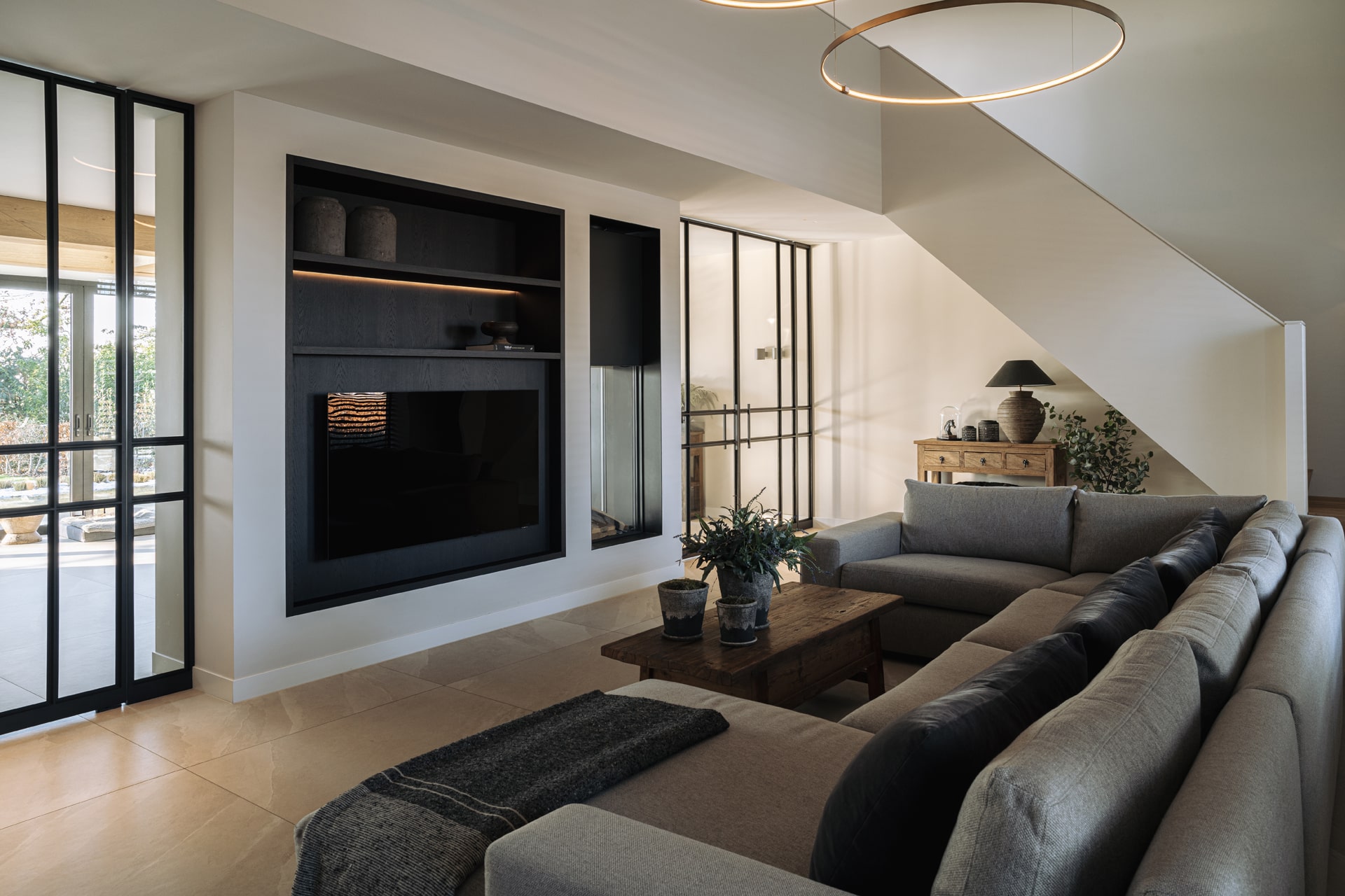 project_2025_strakk_rustic serenity woonkamer