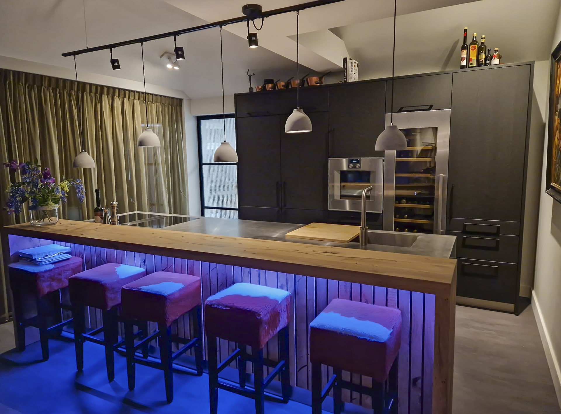 The Kitchen Art Studios - Prestigieuze awards - EXCELLENT magazine