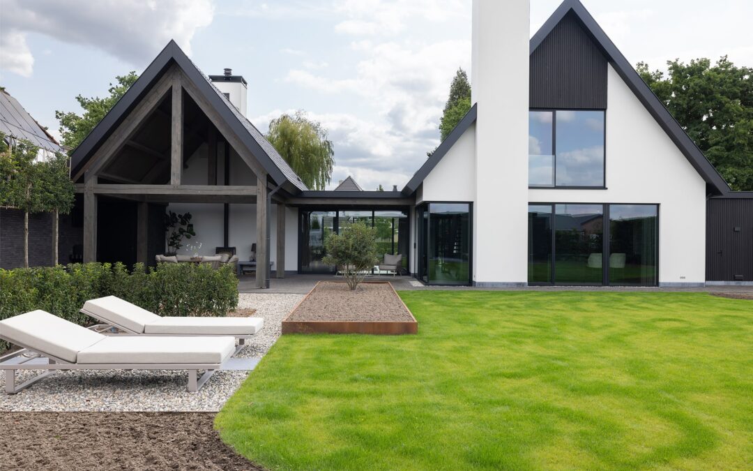 Stijlvolle en luxe familiewoning op bijzondere plek