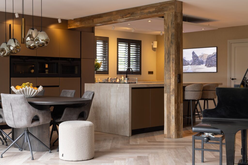 Een nieuwe woning zonder te verhuizen - EXCELLENT magazine