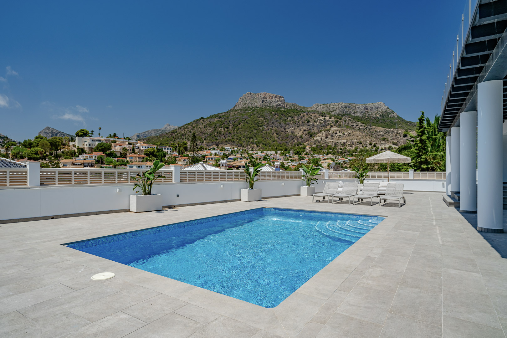 2457 RRL villa calpe 3 EXCELLENT magazine