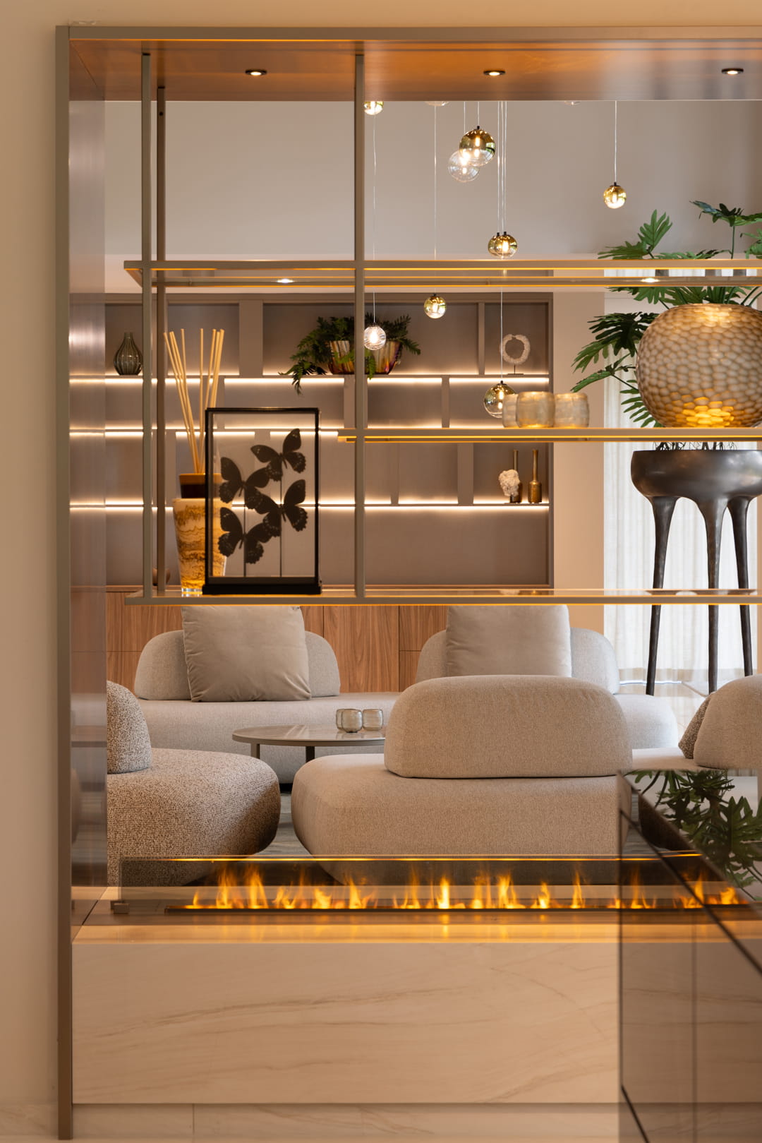 LUXV dubai-vibes