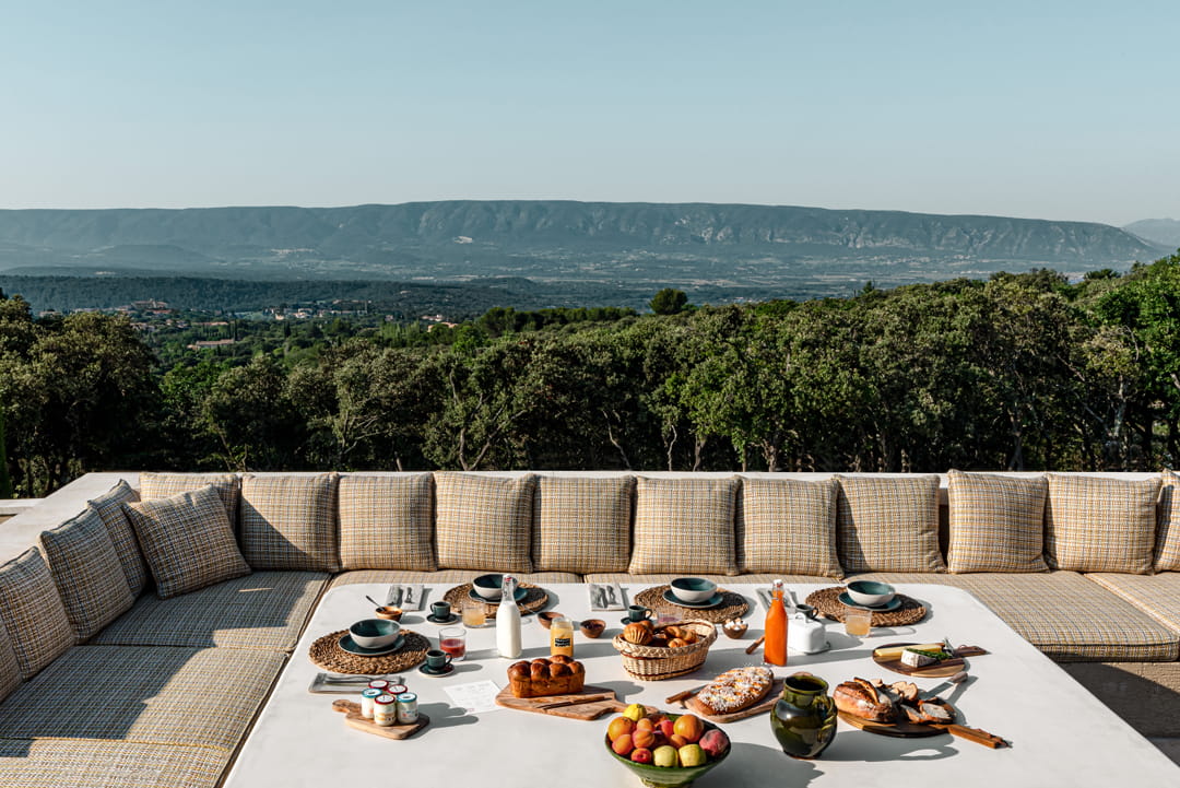 departures provence