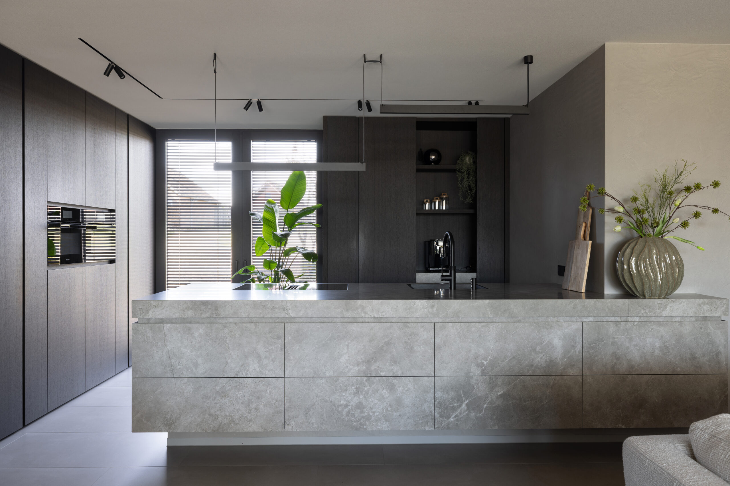 5 HR Meer Met Interieur 1 scaled EXCELLENT magazine
