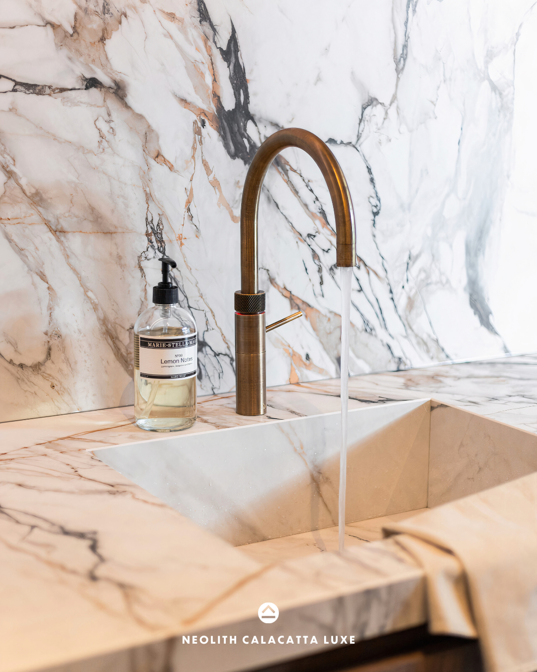Neolith calacatta EXCELLENT magazine