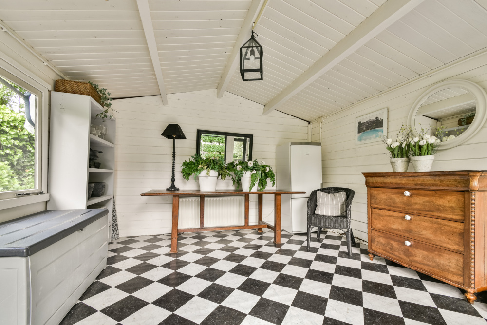 poolhouse