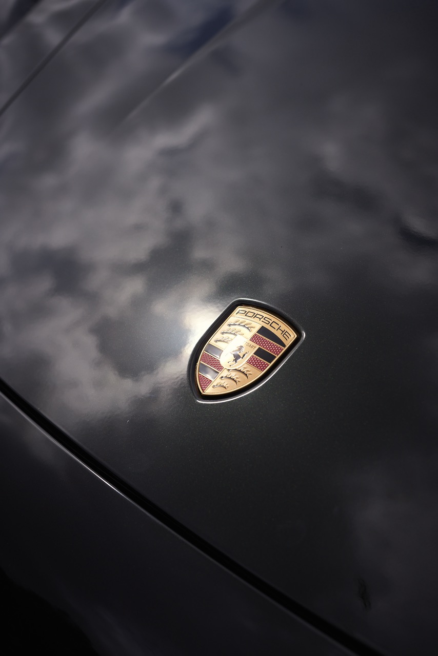 porsche logo