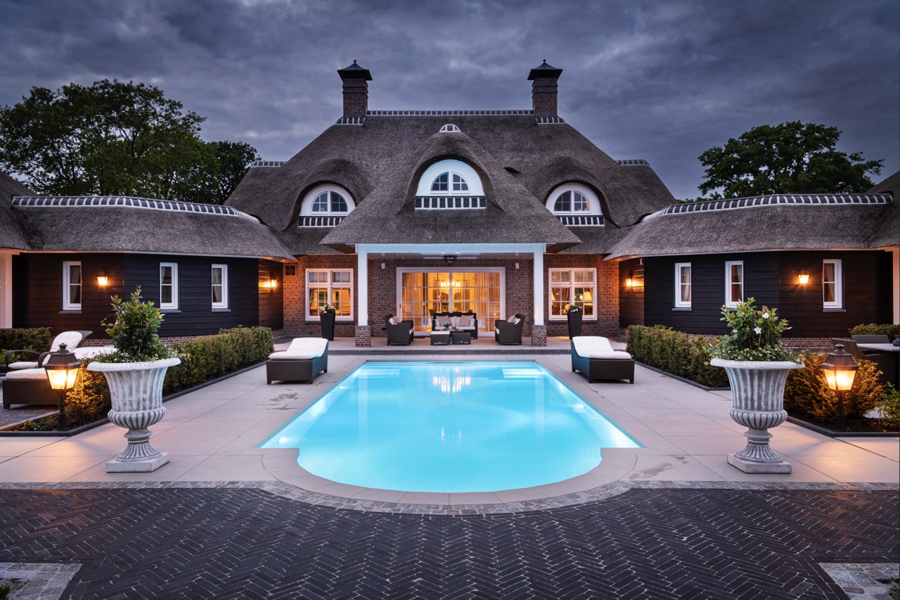 luxe villa zwembad