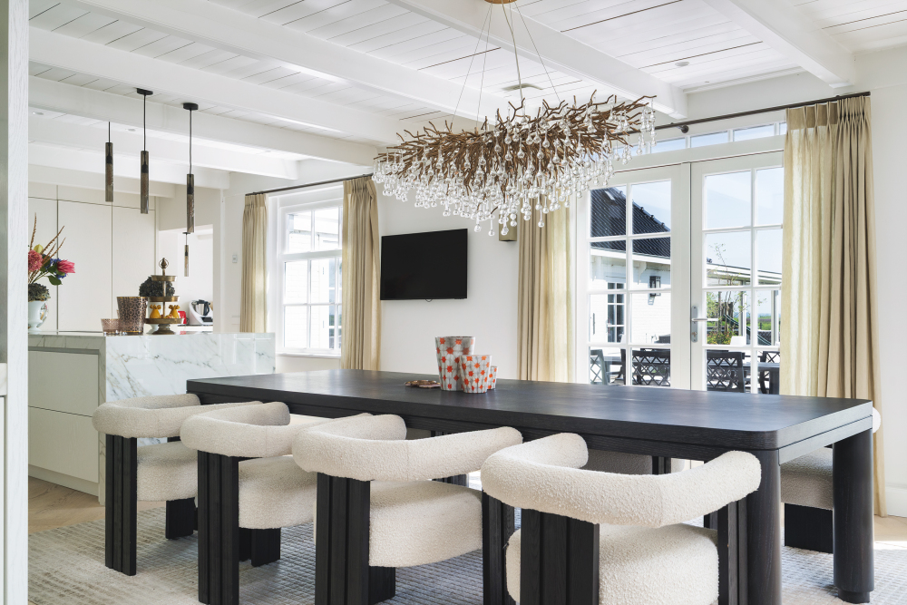 luxe japandi eetkamer