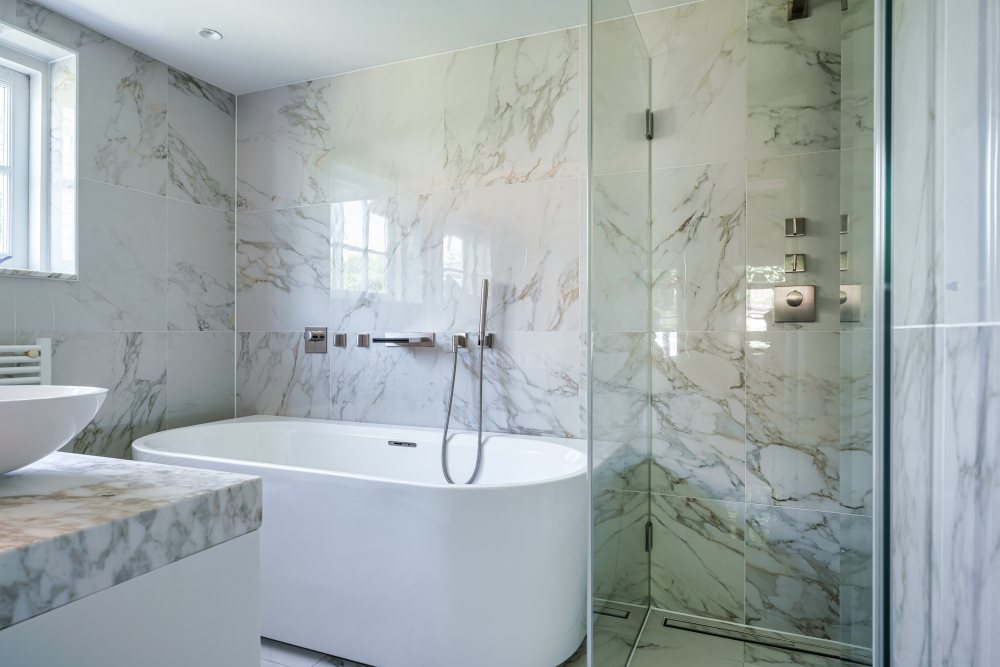 luxe badkamer marmer