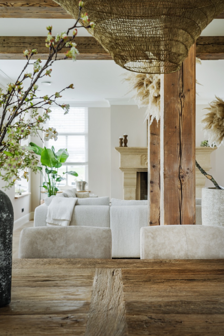 Oud hout pilaar villa