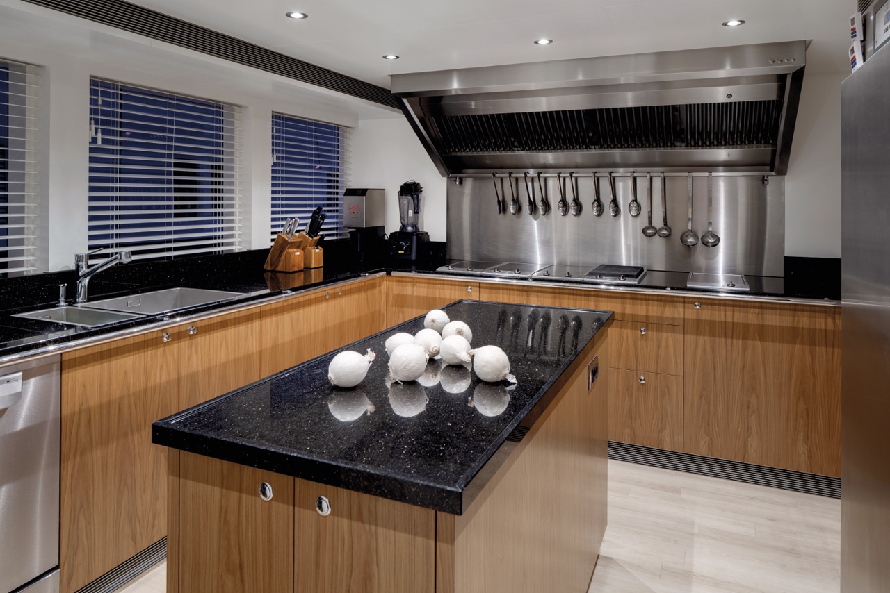 Luxe yacht keuken