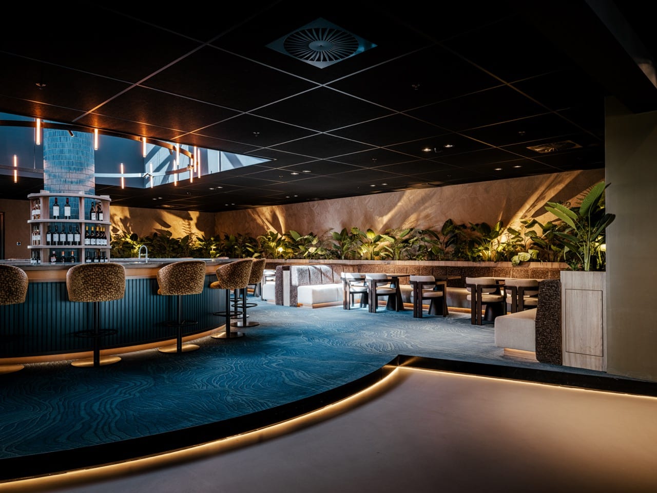 luxe bar