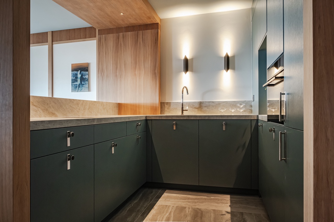 Luxe woonboot keuken
